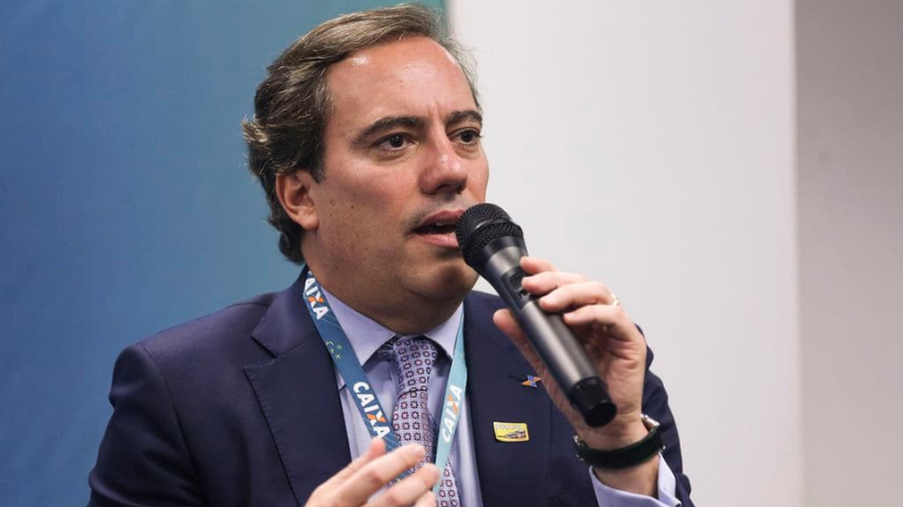 Pedro Duarte Guimarães explora como treino rigoroso, alimentação adequada e biomecânica perfeita transformam nadadores em campeões nas piscinas.