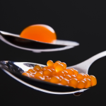A gastronomia molecular transforma a experiência culinária ao unir ciência e sabor, afirma Kelsem Ricardo Rios Lima.