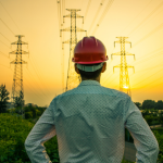 Matheus Vinicius Voigt explora como a engenharia elétrica pode criar soluções inovadoras para um futuro ambientalmente sustentável.