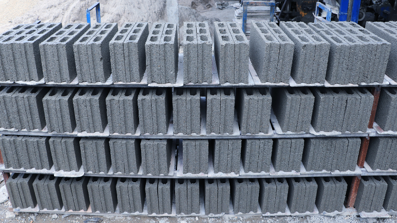 A compatibilidade entre blocos estruturais e modulação arquitetônica eleva a precisão e o desempenho das obras modernas, como destaca Valderci Malagosini Machado.