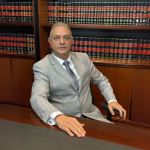 Leonardo Manzan esclarece que a reforma impacta operações digitais de alto volume com novas exigências e controles fiscais.