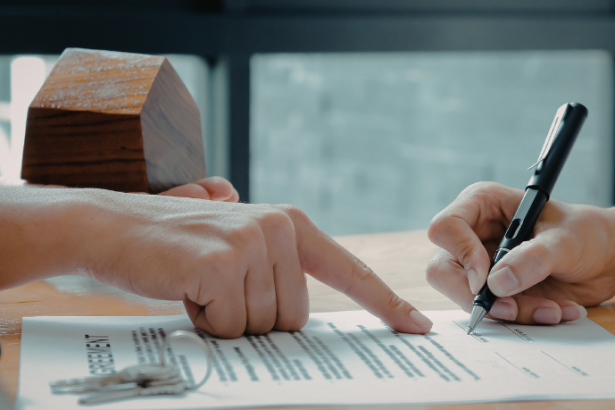 O conforto térmico bem planejado contribui para a redução de retrabalho construtivo e melhora a experiência do morador. Alex Nabuco Dos Santos destaca a importância do projeto eficiente.